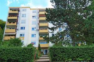Saniert 4 Zimmer Familienwohnung