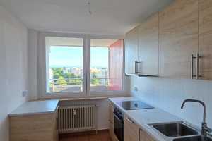 Property thumbnail 9