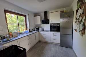 GERÄUMIGES REIHENMITTELHAUS MIT VIEL PLATZ FÜR DIE FAMILIE – Weidenstraße 2 b, 86343 Königsbrunn – Vorschaubild 7