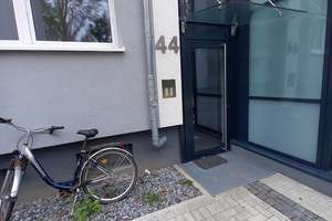 Sanierte 2-Zimmerwohnung in Düsseldorf Eller sucht neuen Mieter! – Kissinger Str. 44, 40229 Eller, Düsseldorf – Vorschaubild 1