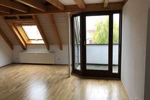 Gemütliche 4-Zimmer-DG-Maisonettewohnung  in Möhringen
