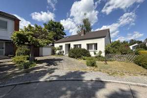 Renovierungsbedürftiges Einfamilienhaus in Zehlendorf – Die vollständige Adresse der Immobilie erhältst du vom Anbieter., 14165 Zehlendorf, Berlin – Vorschaubild 4