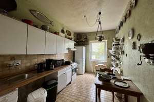 Mehrfamilienhaus mit Potenzial in Düsseldorf- Holthausen – Die vollständige Adresse der Immobilie erhältst du vom Anbieter., 40589 Holthausen, Düsseldorf – Vorschaubild 3