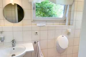 Ein Haus für's ganze Leben: Luxuriöses Wohnen mit Aufzug in bester Lage – Die vollständige Adresse der Immobilie erhältst du vom Anbieter., 33659 Senne, Bielefeld – Vorschaubild 8
