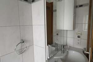 +++ Komplett sanierte 3 Zimmer Whg. mit Tageslichtbad & Gartenmitbenutzung +++ – Kuller Straße 110, 42651 Solingen-Mitte, Solingen – Vorschaubild 11