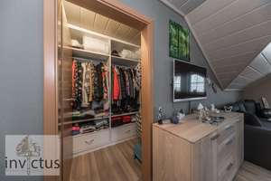 Wohnen mit Stil: Großzügiges Haus mit 6 Zimmern, Wintergarten, Doppelgarage, Kamin & Einliegerwhg! – Die vollständige Adresse der Immobilie erhältst du vom Anbieter., 74211 Leingarten – Vorschaubild 22