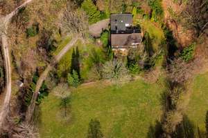 Verstecktes Juwel im Grünen – Repräsentatives Einfamilienhaus mit traumhaftem Waldgrundstück – Die vollständige Adresse der Immobilie erhältst du vom Anbieter., 33699 Stieghorst, Bielefeld – Vorschaubild 3