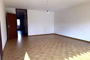 Wohlfühlen mit viel Platz: 3-ZW im EG mit großer Süd-Terrasse & 2 Loggien in KA-Mühlburg – Die vollständige Adresse der Immobilie erhältst du vom Anbieter., 76185 Mühlburg, Karlsruhe – Vorschaubild 5