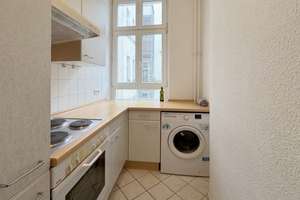 BEZUGSFREI ab August!!! Altbau mit Fahrstuhl und Balkon im Akazienkiez! – Die vollständige Adresse der Immobilie erhältst du vom Anbieter., 10823 Schöneberg, Berlin – Vorschaubild 4