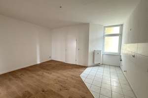 Platz für die ganze Familie: 4-Raumwohnung mit Komfort – 39112 Sudenburg, Magdeburg – Vorschaubild 2