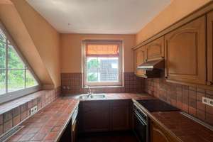 Großzügige 4-Zimmer-Maisonette-Wohnung mit 3 Balkonen in idyllischer Lage – Die vollständige Adresse der Immobilie erhältst du vom Anbieter., 22045 Tonndorf, Hamburg – Vorschaubild 10