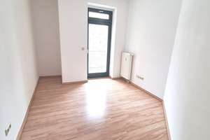 Lichtdurchflutete 3-Raum-Wohnung mit Balkon in liebevoll saniertem Gründerzeithaus im Herzen von Che – Henriettenstraße  73, 9112 Kaßberg, Chemnitz – Vorschaubild 9