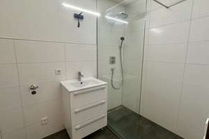 Gepflegte 2,5-Zimmer-Wohnung mit Südwestbalkon, modernisiertem Badezimmer und Garage in S-Weilimdorf – Die vollständige Adresse der Immobilie erhältst du vom Anbieter., 70499 Weilimdorf (Ortsteil), Stuttgart – Vorschaubild 14