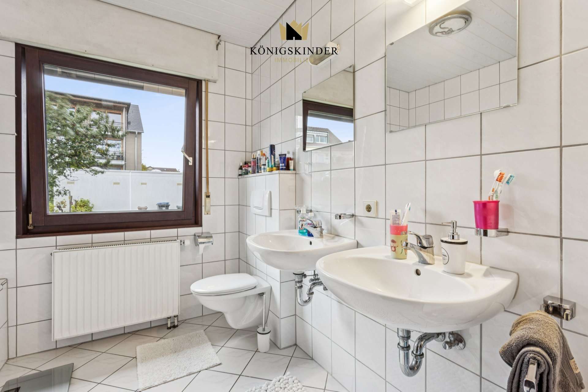 Immobilie in Eriskirch - Ruhig und sonnig gelegenes Mehrfamilienhaus mit 2 Ferienwohnungen, schnelle Verfügbarkeit - Bild 3