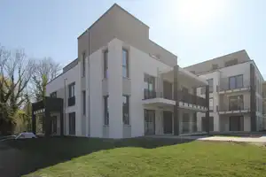 *** NEUBAU am Völki * 2 Zimmer mit coolem Privatgarten * frei ab 12/25 * TG *** 