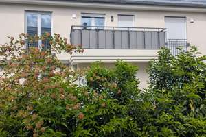 Sehr schöne, ruhige und helle 2-Zi.-Wohnung mit Balkon in Toplage Karlsfeld! KfW 55- Standard!