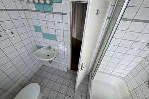 Renovierte 2-Zimmer-Wohnung mit Balkon und EBK in Mönchengladbach – Schwogenstraße 36, 41063 Eicken, Mönchengladbach – Vorschaubild 7