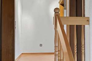 Ankommen & Wohlfühlen: Gepflegtes Reihenendhaus mit Garten & Garage in KA-Grötzingen – Werrabronner Straße 1, 76229 Grötzingen, Karlsruhe – Vorschaubild 10
