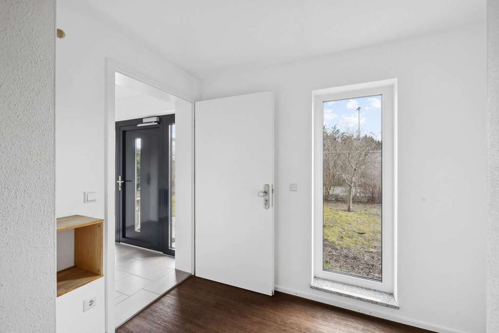 Immobilie in Oberding - Exklusives Zweifamilienhaus in moderner Doppelhausbauweise in Oberding - Bild 4