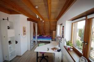 1-2 Familienhaus in ruhiger Lage - Wintergarten / Solarthermie / Garagen – Die vollständige Adresse der Immobilie erhältst du vom Anbieter., 71277 Rutesheim – Vorschaubild 10