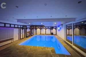 Idyllisch Wohnen am Lochbach - großes Familienparadies mit Indoor-Pool – Solingen – Vorschaubild 3