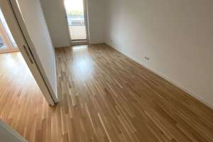 Schöne 2. Zimmerwohnung mit Balkon, Parkett und Einbauküche – Felicitas-Kukuck-Str. 2, 22765 Altona-Nord, Hamburg – Vorschaubild 7