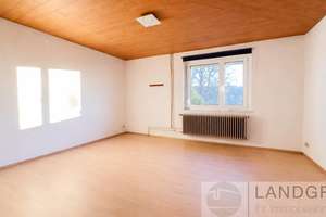 Reihenmittelhaus im neuen Glanz mit schönem Garten in Engstingen
+ zusätzlicher Garage mit Stellpla – Die vollständige Adresse der Immobilie erhältst du vom Anbieter., 72829 Engstingen – Vorschaubild 7