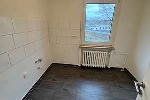 Attraktive 3-Zimmer-Wohnung mit Tageslichtbad! – Bronkhorststr. 106, 47137 Obermeiderich, Duisburg – Vorschaubild 8