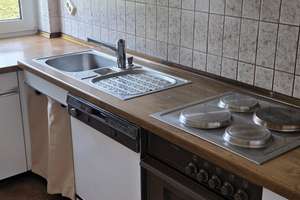 3-Zimmer-Wohnung mit Loggia in sehr gepflegter Anlage in Hamburg-Lohbrügge – Die vollständige Adresse der Immobilie erhältst du vom Anbieter., 21031 Lohbrügge, Hamburg – Vorschaubild 11