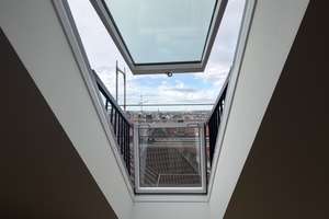 Energetische Sanierte Wohnung, 2,5-Zimmer-Dachgeschosswohnung in Stuttgart-Ost mit Cabrio Fenster – Schwarenbergstr 153, 70188 Gablenberg, Stuttgart – Vorschaubild 4