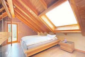 Wunderschönes Einfamilienhaus in Holzoptik mit Wintergarten, Terrassen, Garagen – Zwickau (Kreis) – Vorschaubild 12