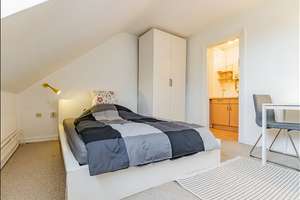 Helle Dachgeschosswohnung in begehrter Alsternähe – kompakt und charmant – Die vollständige Adresse der Immobilie erhältst du vom Anbieter., 22087 Hohenfelde, Hamburg – Vorschaubild 5