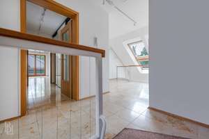 Traumhafte Maisonette mit Galerie, Gartenblick und außergewöhnlichem Wohngefühl in Berlin Westend – Die vollständige Adresse der Immobilie erhältst du vom Anbieter., 14055 Westend, Berlin – Vorschaubild 4