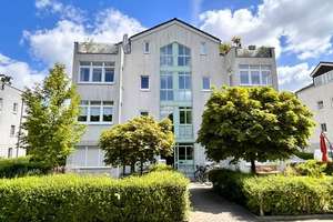 Wohnen im Grünen: 2-Zimmer-Wohnung mit Garten in Toplage Pankow – Die vollständige Adresse der Immobilie erhältst du vom Anbieter., 13156 Niederschönhausen, Berlin – Vorschaubild 1