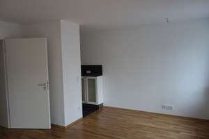 Von privat: Exklusive 2-Raum-Hochparterre-Wohnung mit Gartenanteil in Denkmalensemble – Heinickeweg 11, 13627 Charlottenburg-Nord, Berlin – Vorschaubild 18