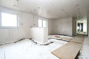 210 m² Wohlfühlfläche warten auf Vollendung auf einem 2.470 m² großen Grundstück in Katelbogen. – Die vollständige Adresse der Immobilie erhältst du vom Anbieter., 18246 Baumgarten – Vorschaubild 4