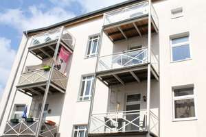 Helle 2-Zimmer-Altbauwohnung mit Balkon in bester Lage von Stadtfeld Ost! – Wilhelm-Külz-Straße 13, 39108 Stadtfeld Ost, Magdeburg – Vorschaubild 3