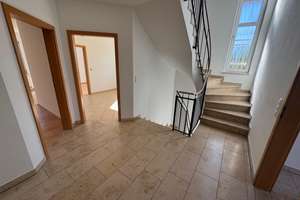 Sonnige Doppelhaushälfte mit Garage, Terrasse und Garten in Hilgertshausen zu vermieten! – 86567 Hilgertshausen-Tandern – Vorschaubild 5