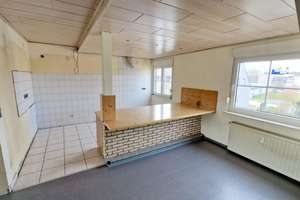 Offen gestaltete Traumwohnung mit Kamin und Tageslichtbad! Ab sofort!  – Straßburger Str. 246, 46045 Dümpten, Oberhausen – Vorschaubild 4