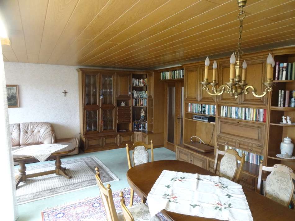 2 Esszimmer u Wohnzimmer