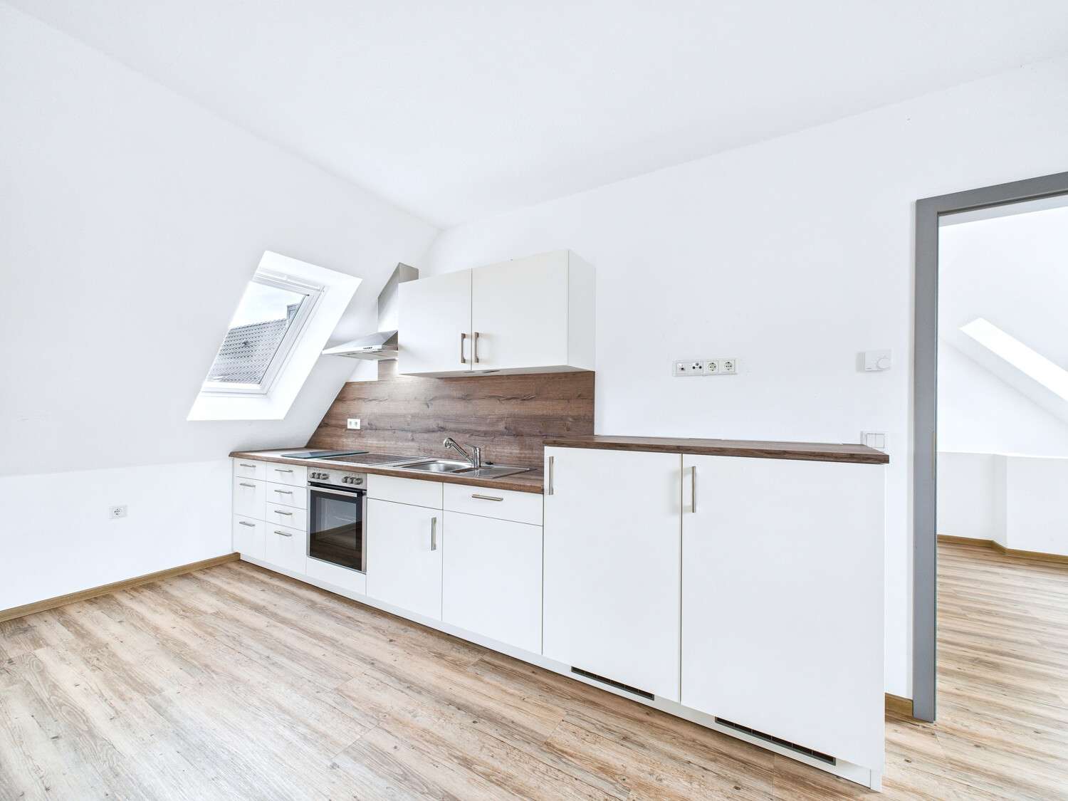 Immobilie in Leezdorf - Neuwertiges Zweifamilienhaus in ruhiger Lage von Leezdorf - Bild 5