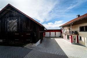 Wo Ruhe auf Natur trifft – charmantes Landhaus mit Pferdestall, Fischweiher und 3,6 Hektar – Die vollständige Adresse der Immobilie erhältst du vom Anbieter., 94575 Windorf – Vorschaubild 13