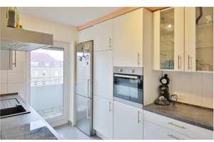 Schöne 2-Zimmer-Wohnung mit Balkon und TG-Stellplatz in KA  Südweststadt sucht langfristigen Mieter – Kriegsstraße 121, 76135 Südweststadt, Karlsruhe – Vorschaubild 4