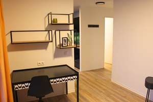 Möbliertes Penthouse-Apartment mit Dachterrasse – Oderstraße 194, 12051 Neukölln (Ortsteil), Berlin – Vorschaubild 2