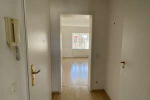 Charmante Dachgeschoss-Wohnung mit Balkon in Löbtau – Zwei Zimmer, ruhige Lage – Gohliser Straße 14, 1159 Löbtau-Nord, Dresden – Vorschaubild 7