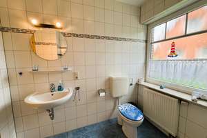 Schmuckes Einfamilienhaus mit Gartenidyll in ruhiger Lage – Die vollständige Adresse der Immobilie erhältst du vom Anbieter., 26736 Krummhörn – Vorschaubild 8