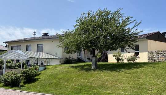 Bild von Ein wahres Raumwunder ist dieses große Haus in ruhiger Lage von Hünstetten-Kesselbach!