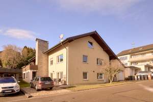 Attraktives Wohnungspaket: Vier Wohneinheiten mit Garten, Garage und Stellplätzen – Die vollständige Adresse der Immobilie erhältst du vom Anbieter., 71522 Backnang – Vorschaubild 1