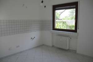 Sanierte 3-Zimmer-Hochparterre-Wohnung mit Balkonn in Essen – Die vollständige Adresse der Immobilie erhältst du vom Anbieter., 45326 Altenessen-Süd, Essen – Vorschaubild 3