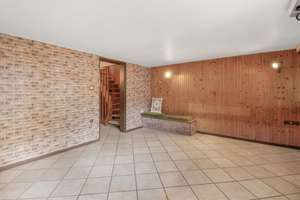 Bremen-Obervieland: Gepflegtes Reihenmittelhaus mit neuen Fenstern in ruhiger Lage für Familien – Die vollständige Adresse der Immobilie erhältst du vom Anbieter., 28277 Kattenturm, Bremen – Vorschaubild 18